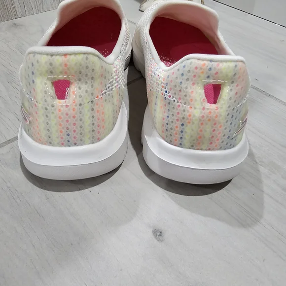 Skechers Women's Go Walk Multicolor Slip-On Shoes Size 5 - Picture 6 of 6